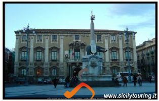 CATANIA CON GUIDA TURISTICA.png