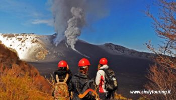 valle del bove on etna.png