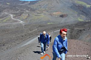 trekking on etna.png