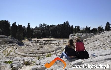 MARTED&igrave; &amp; GIOVED&igrave; - TICKET NEAPOLIS INCLUSO